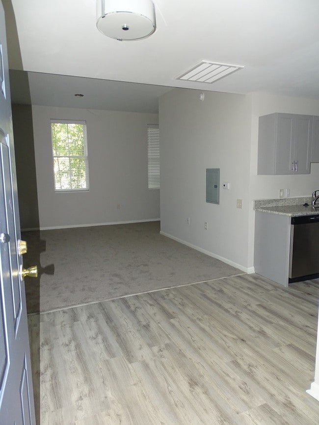 Hampton West Apartments Charleston, SC