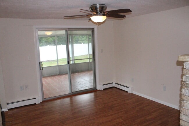 254 Admiral Ave