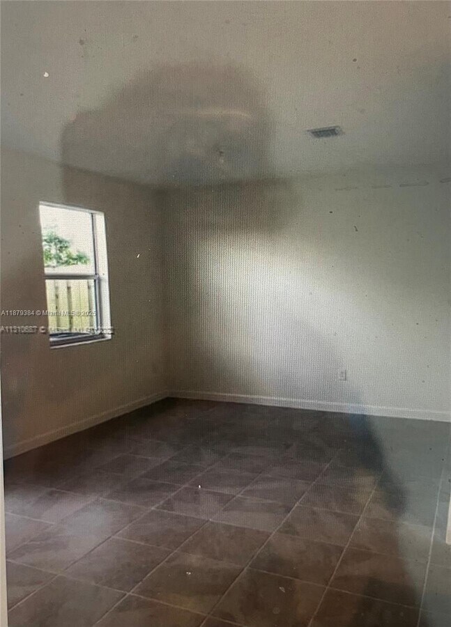Photo - 2609 SE 10th St