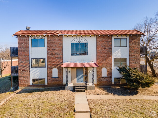 Crown Point Apartments