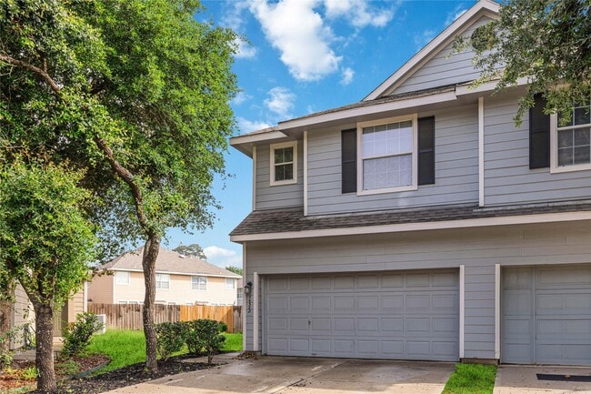 Photo - 14322 Mooreview Ln