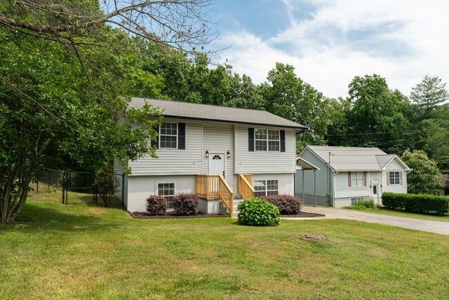 Photo - 3312 Kendallmac Ln