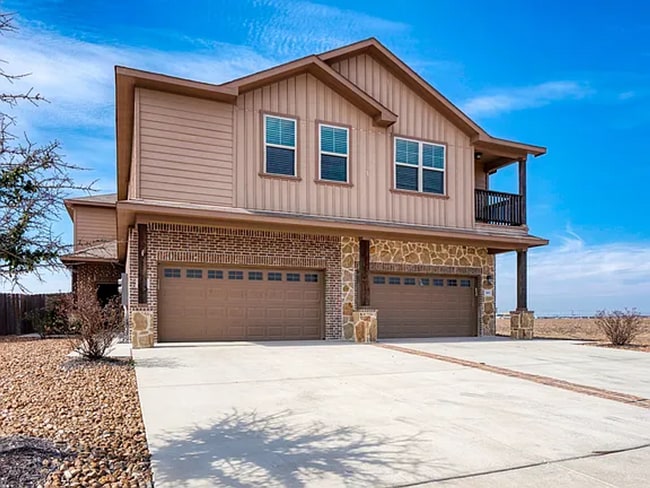 Creekside Curve - Creekside Curve Unit 307 Creekside Curve