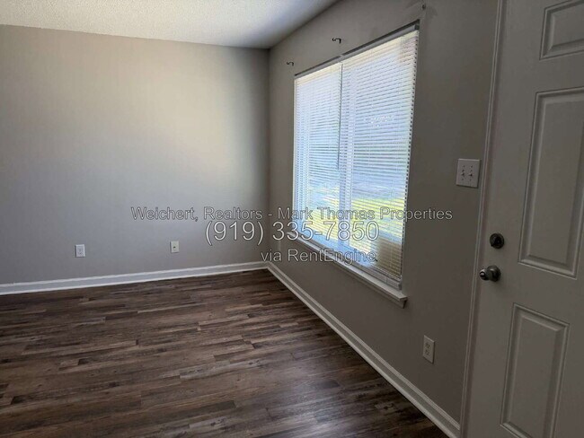 Photo - 800 Fargo St