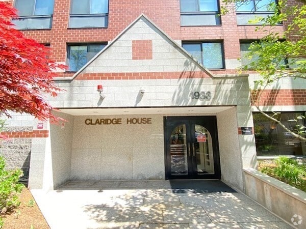Building Photo - 1933 Commonwealth Ave Rental