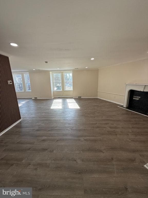 Building Photo - 7801 Montgomery Ave Unit APT 1