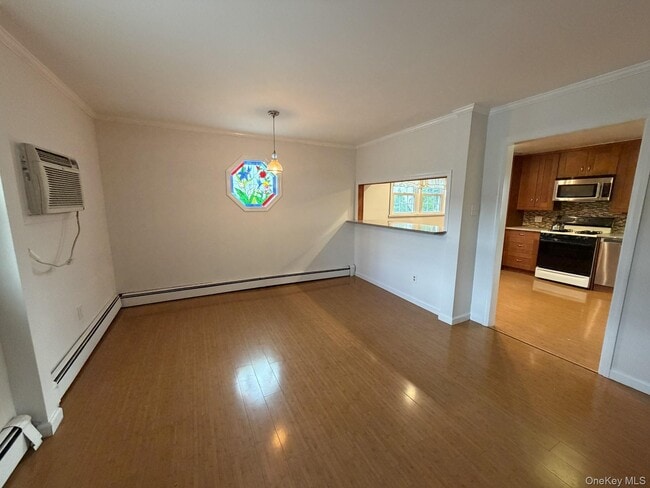 Photo - 184 Horton Ave