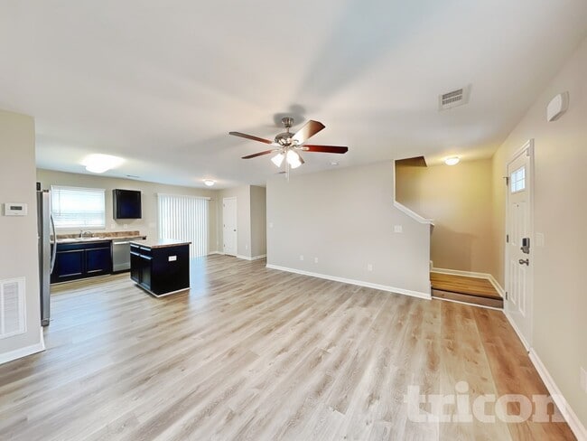 Photo - 1868 Belle Arbor Dr