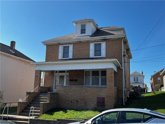 Building Photo - 405 Blaine Ave Rental
