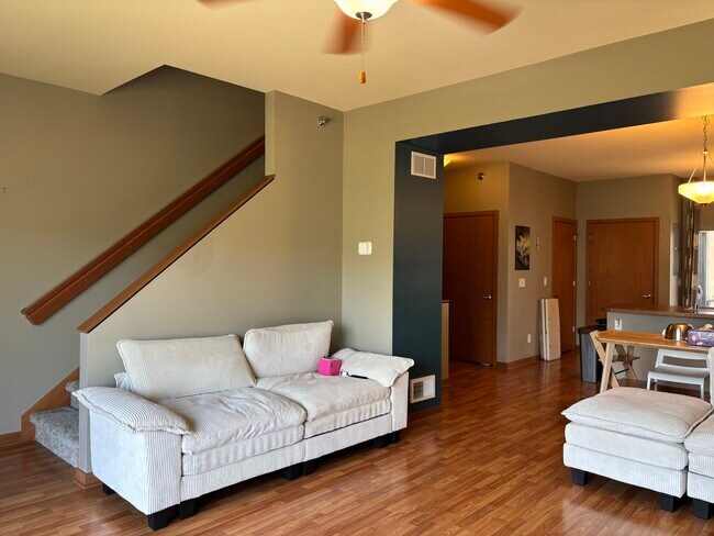 Photo - 5619 Brendan Ave