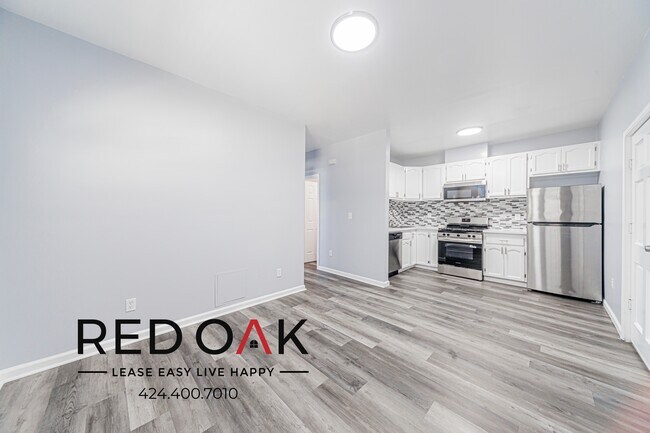 1032-1036 S Normandie Ave-1032-101