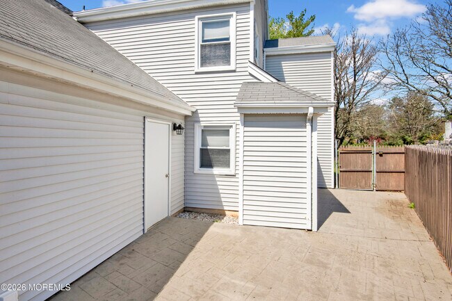 Photo - 6 Stowe Ct