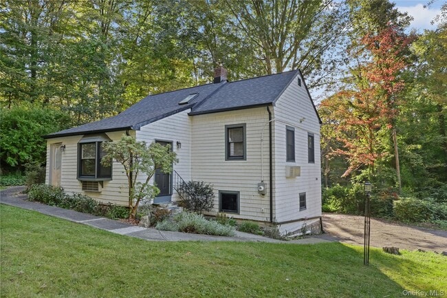 Building Photo - 1300 NY-22 Rental