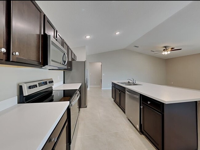 Photo - 2039 SW Trenton Ln