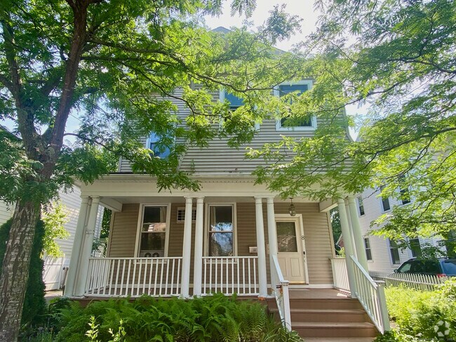 Building Photo - 8 Eld St Unit 1 Rental