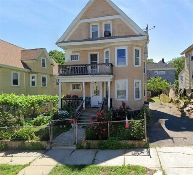 Building Photo - 44 Colberg Ave Unit 1