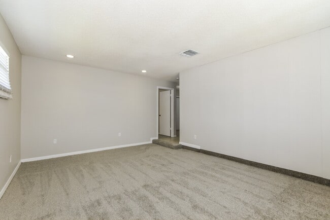 Photo - 8564 Cedar Cove Dr