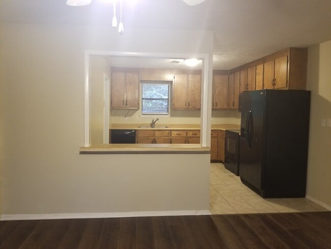 1330 White Oak Dr