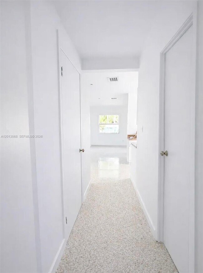 34 SE 1st Ave