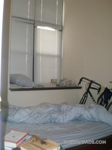 Photo - 81 Essex St Unidad 27