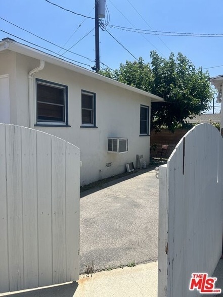 Photo - 1134 N Avon St