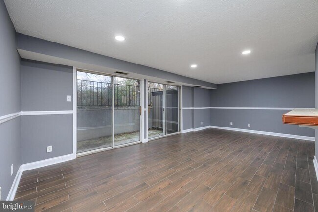 Photo - 108 Kenwood Dr