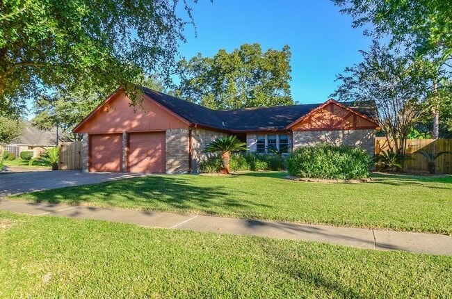 22814 Coriander Dr