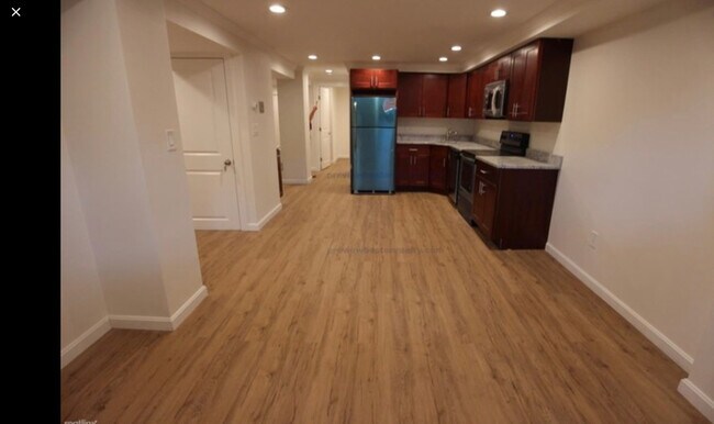 Photo - 79 Brighton Ave Unidad 1