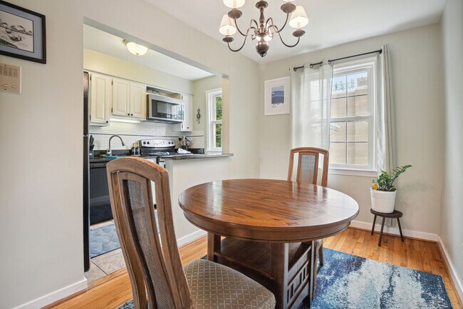 Photo - 2202 Washington Ave