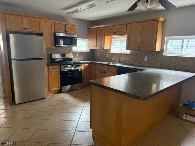 15 Diamond Dr