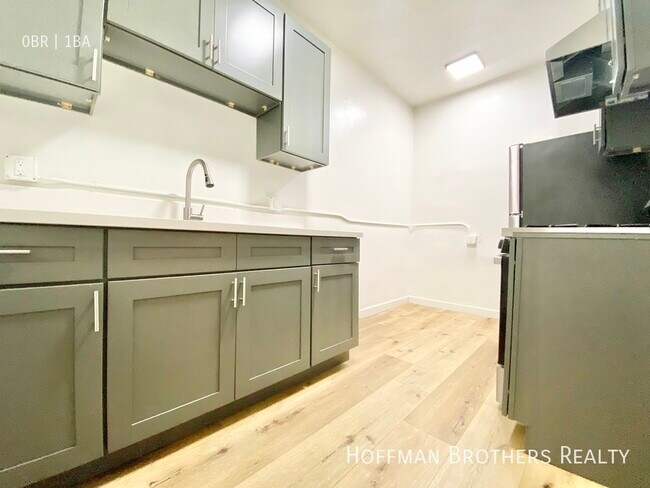 Photo - 960 S Oxford Ave Unit 202