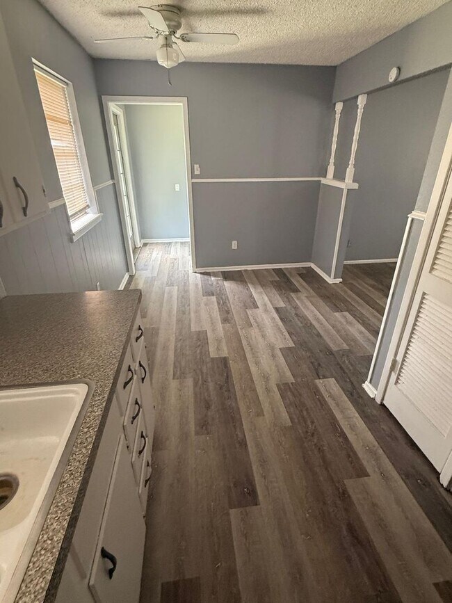 Photo - $0 First Month's Rent / $0 Deposit at Move-in