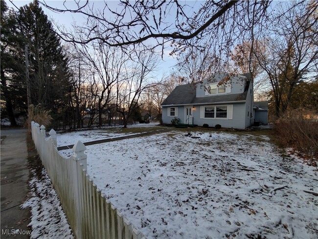 Photo - 703 Avondale St