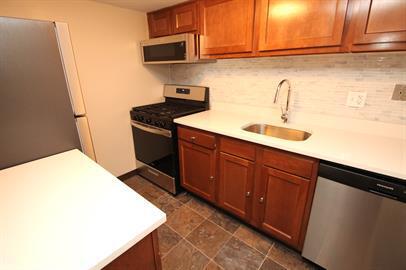 Photo - BRIARWOOD GARDEN -- 306