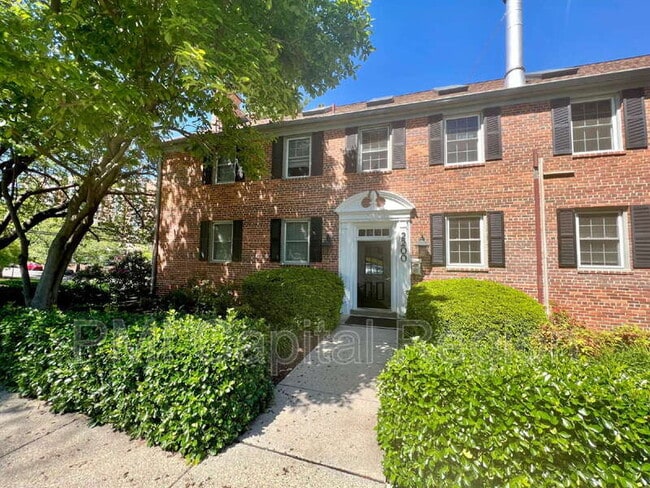 Building Photo - 2200 Washington Ave Unit Apt W-103