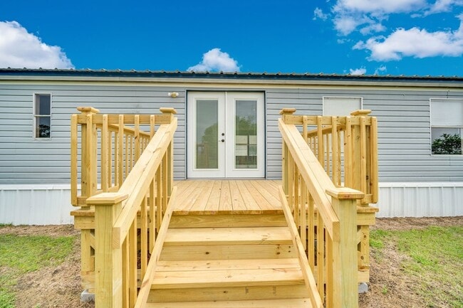 Photo - 110 Private Rd