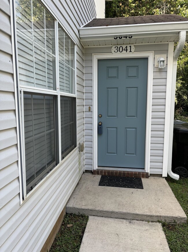 Photo - 3041 Camelliawood Cir E