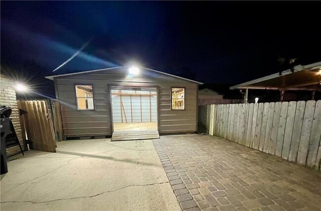 Photo - 2309 Rosetta Dr