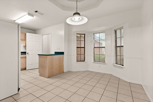 Photo - 4707 Browning Dr