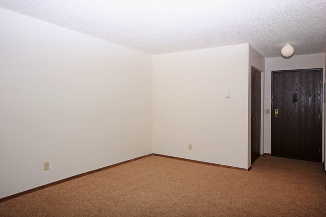 McCarthy Apartments
