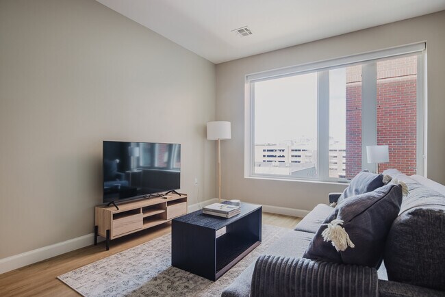 Photo - 21 Charles St Unidad FL6-ID919