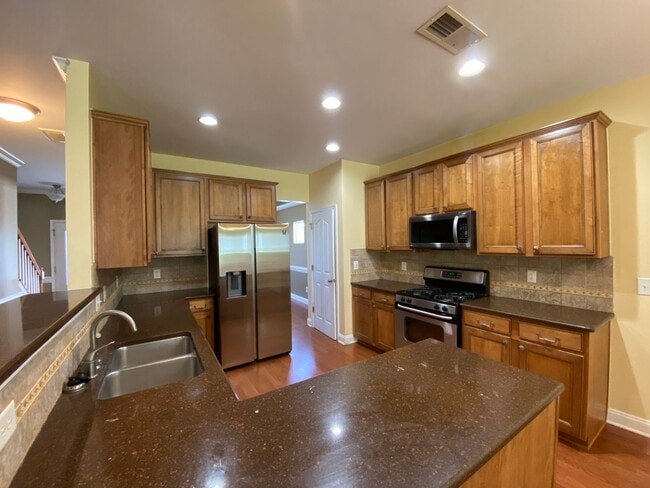 Photo - 115 N Field Dr