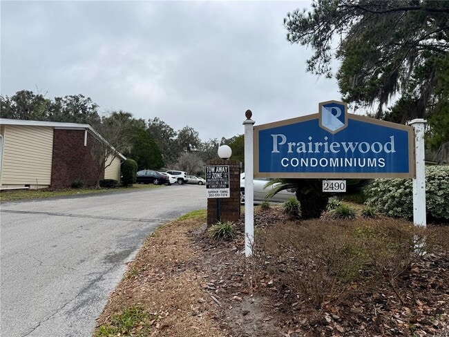 Photo - 2490 SW 14th Dr Unit 14