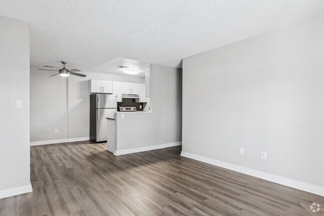 2BR, 2BA - 972SF - Living Room - The Grove at City Center