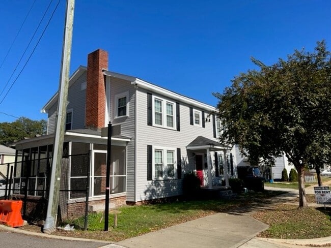 Photo - Leasing for Fall 2027