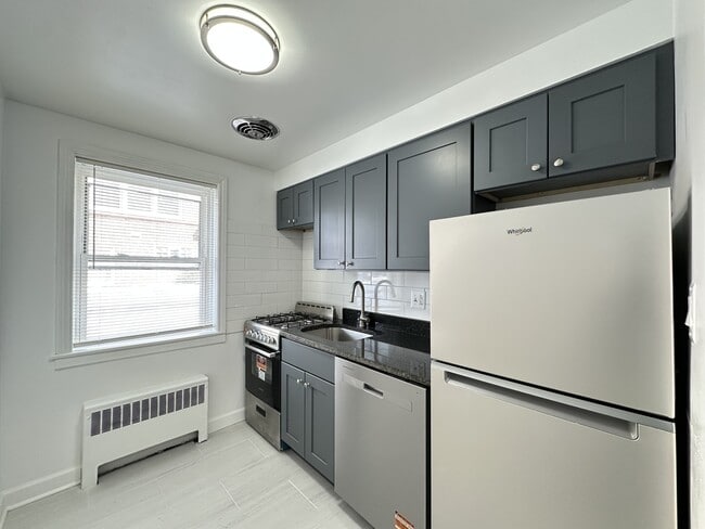 Photo - 6715 N California Ave Unit NG