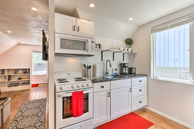 Photo - 420 Elati St Unit ID1383686P