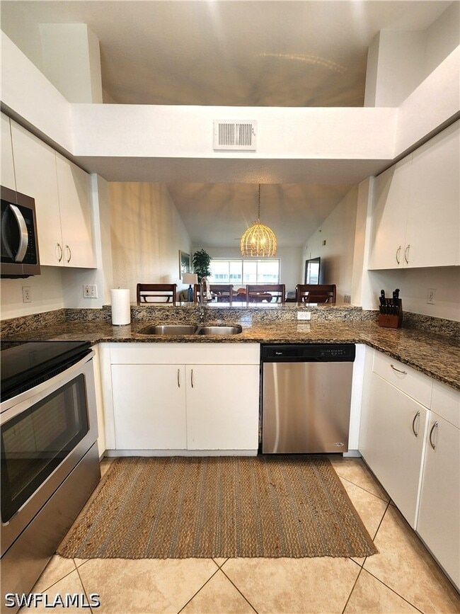 Photo - 9640 Victoria Ln Unit 305