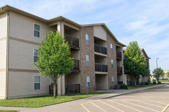 PORTER COMMONS