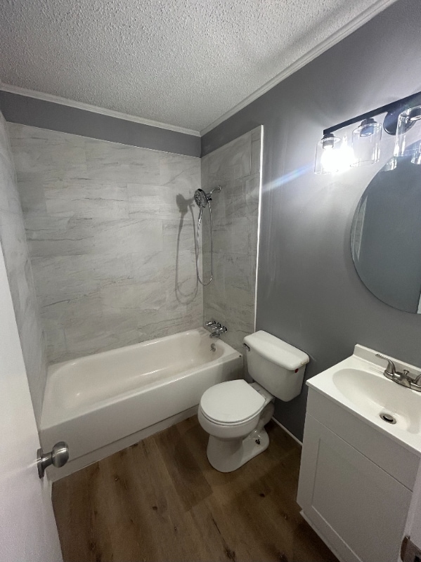 Photo - 202 Holly Ridge Dr